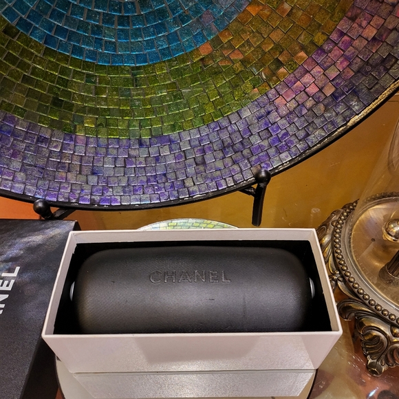 Vintage Chanel  Black Camilla Flower Sunglasses (preowned full set). - Picture 8 of 11